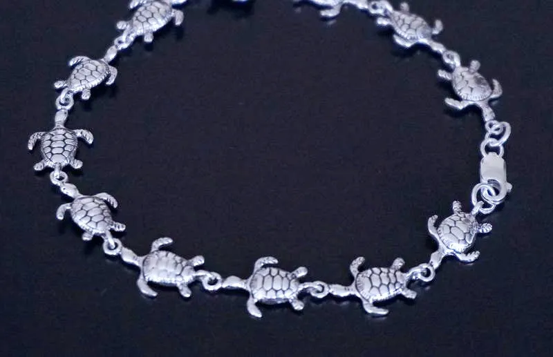 925 Silver Turtle Link Bracelet