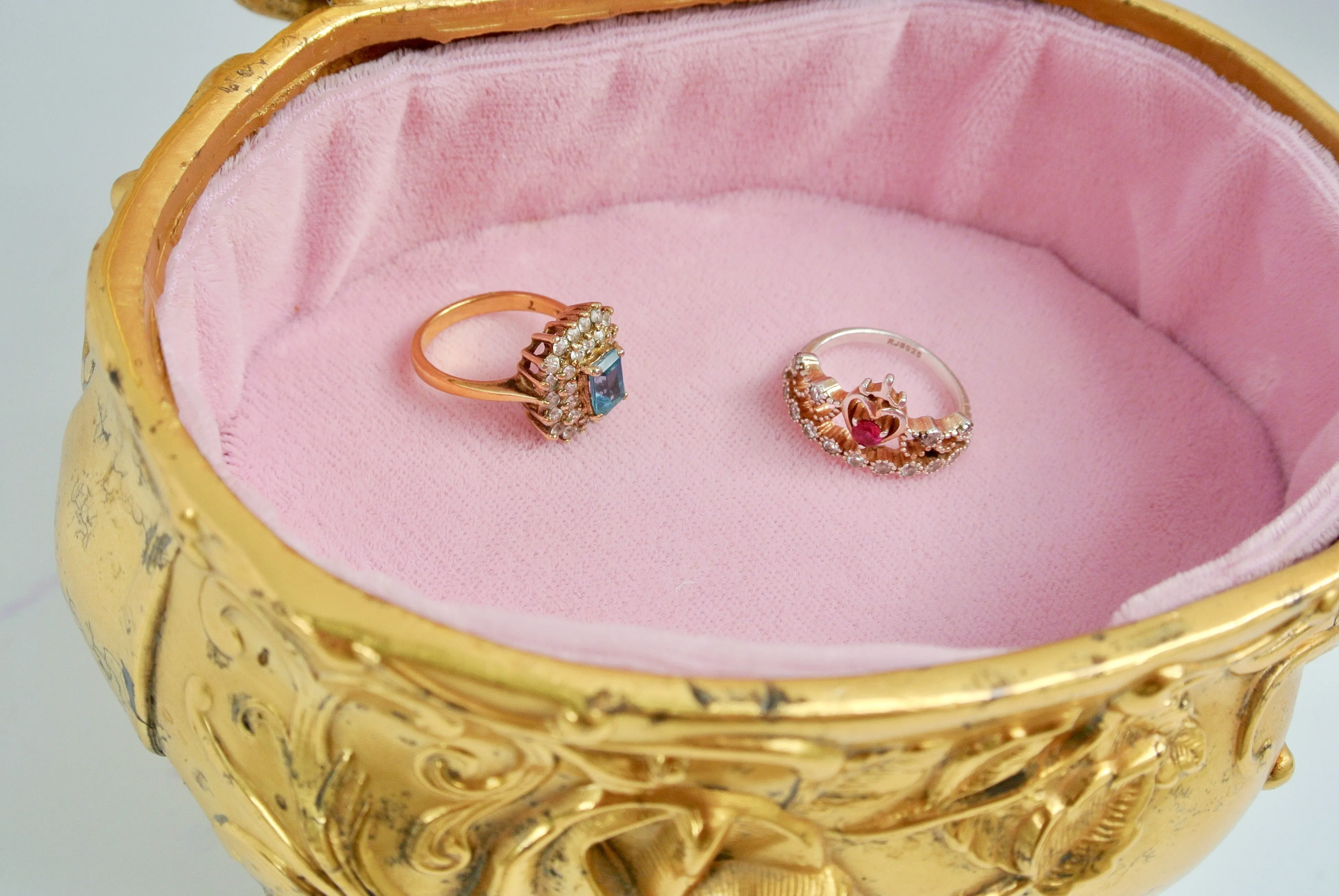 Art Nouveau Romance Keepsake Box (large)