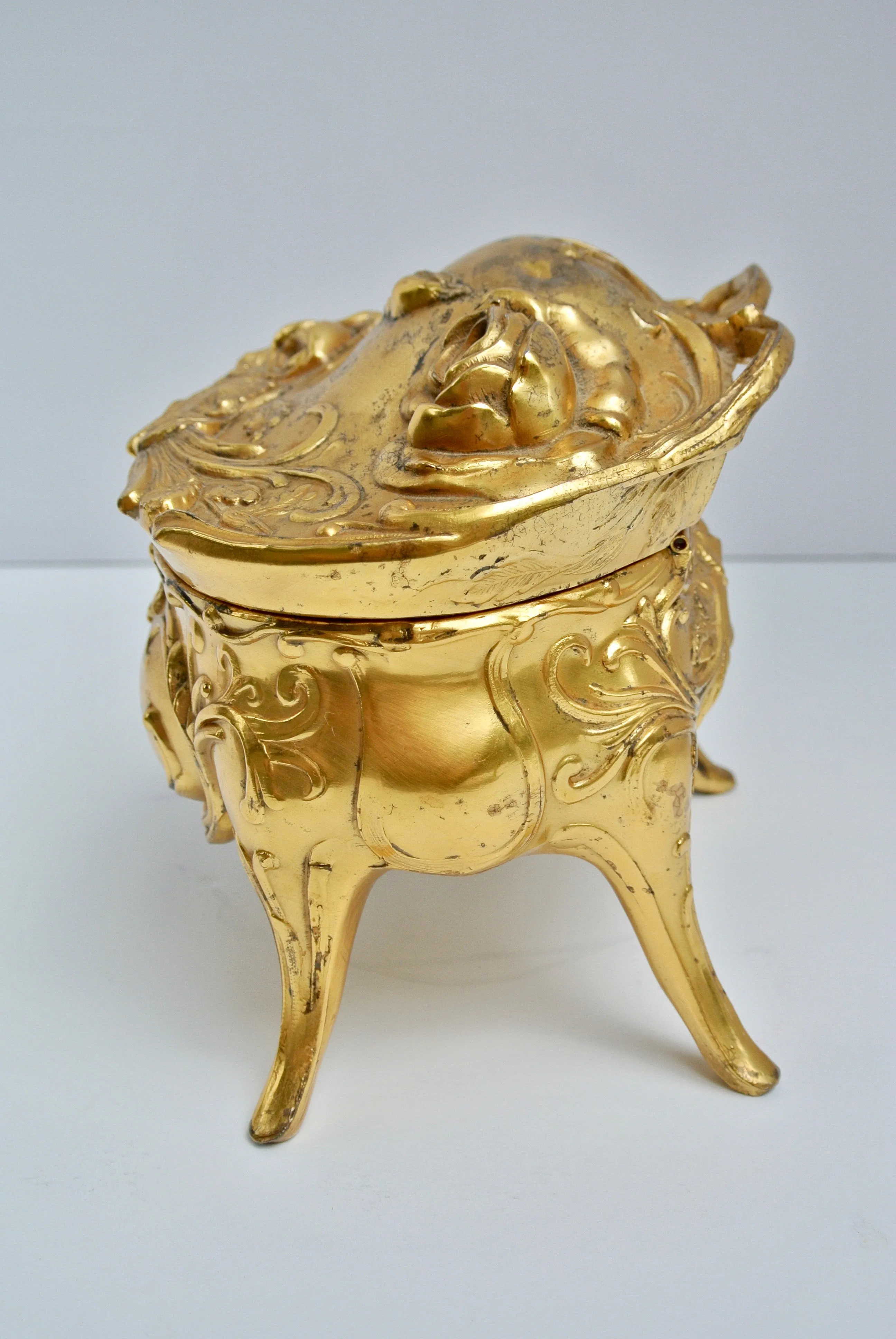 Art Nouveau Romance Keepsake Box (large)