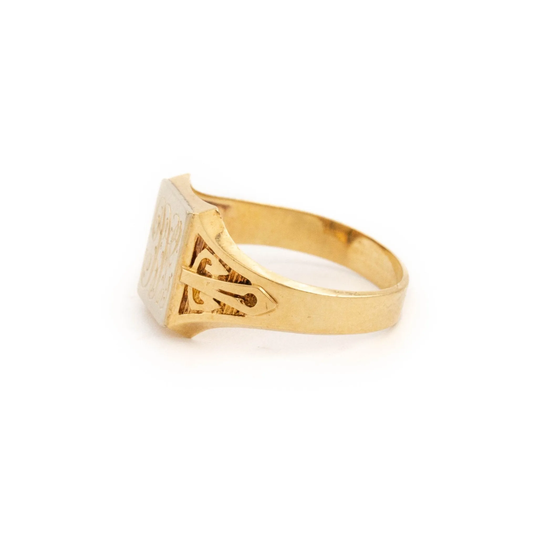 Classic 10 KT Gold Cursive Signet Ring