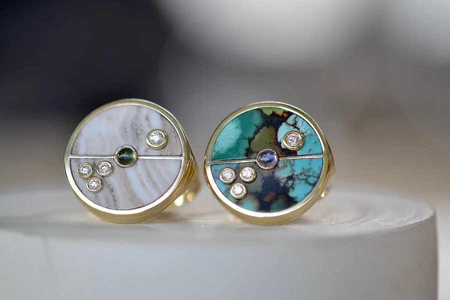 Compass Signet Ring Champagne Agate