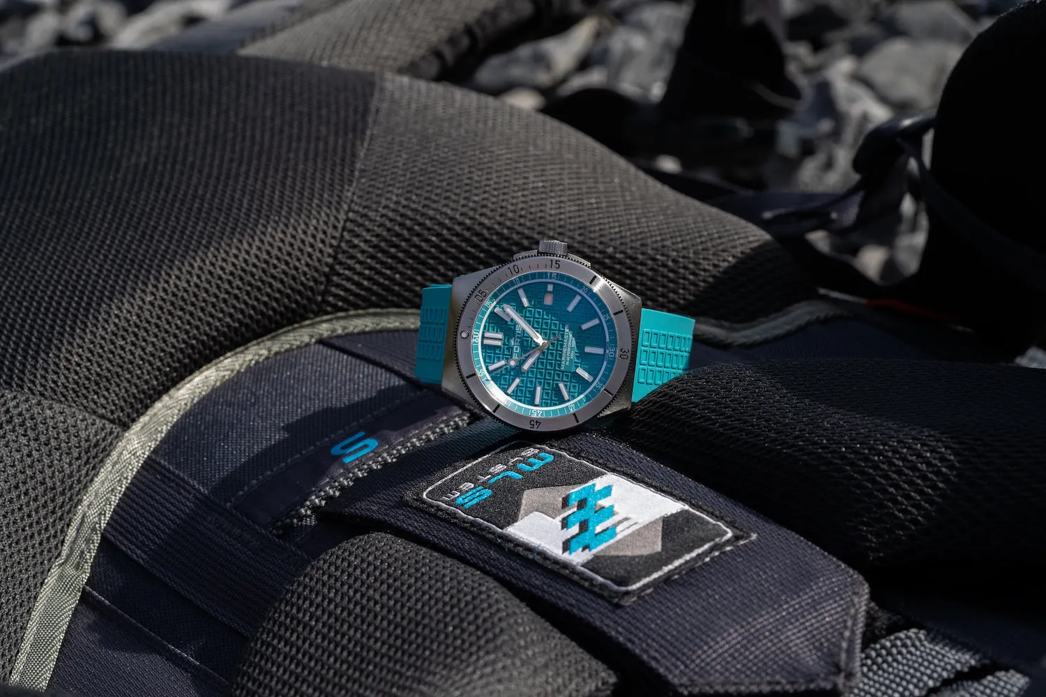 Fortis Marinemaster M-40 Serenity Blue