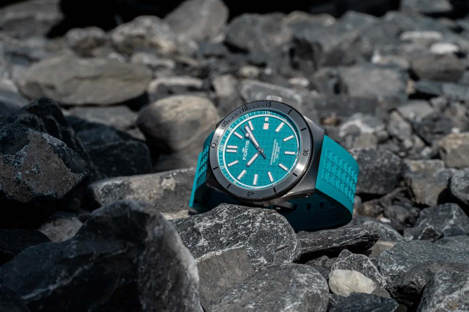 Fortis Marinemaster M-40 Serenity Blue