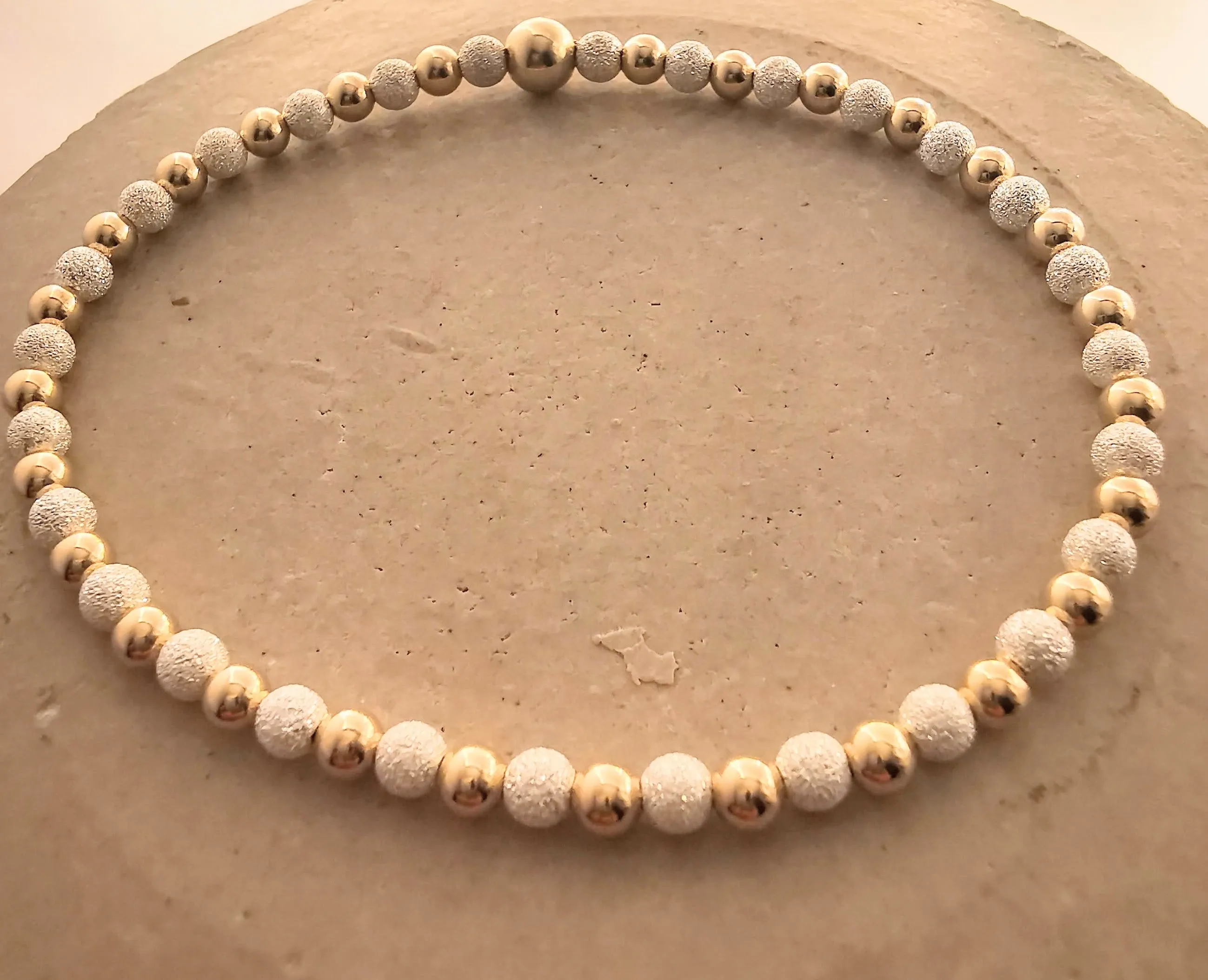 ISLA - Sterling Silver and Gold Bead Bracelet
