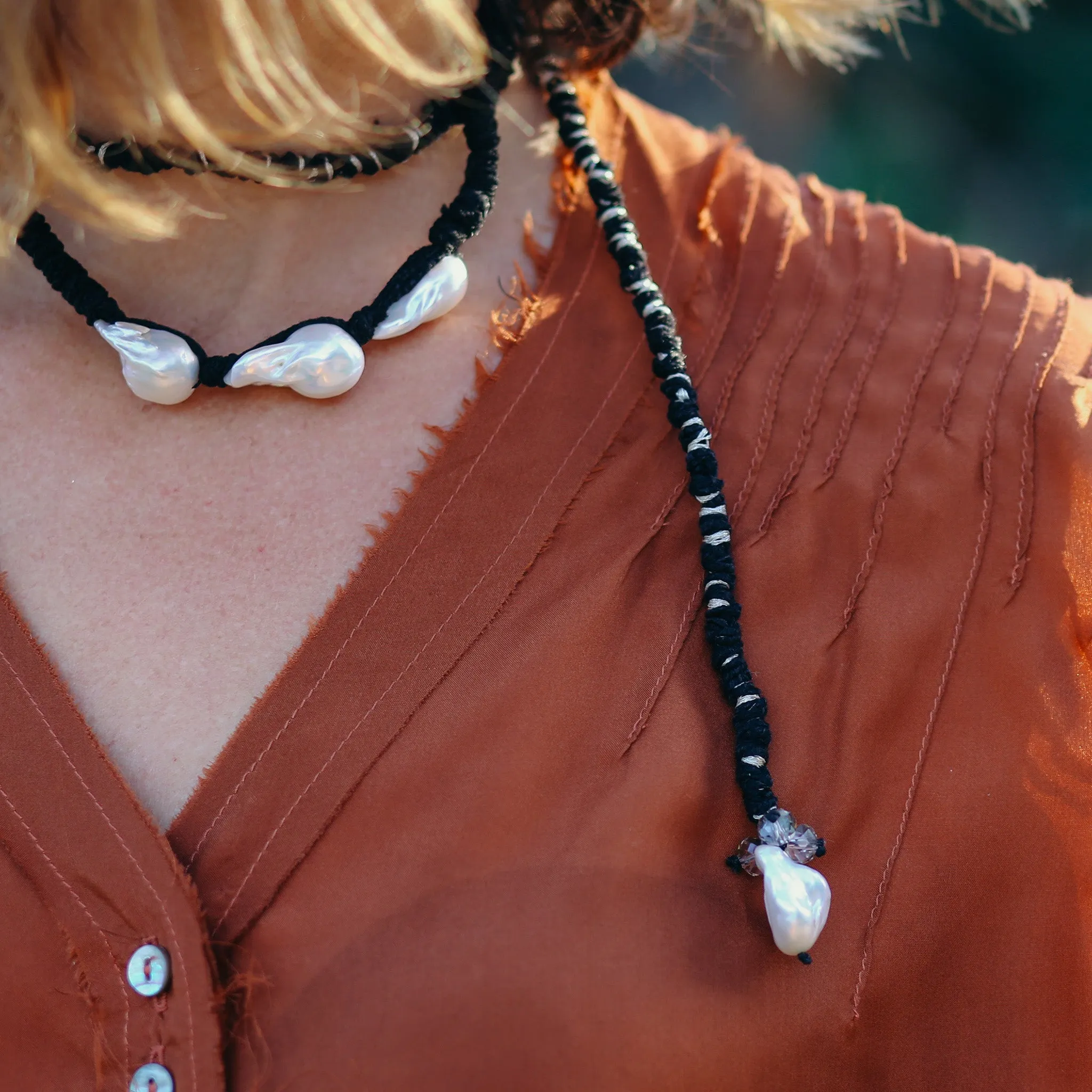 Mela lariat with drop Pearl   smoky crystal - Bronze