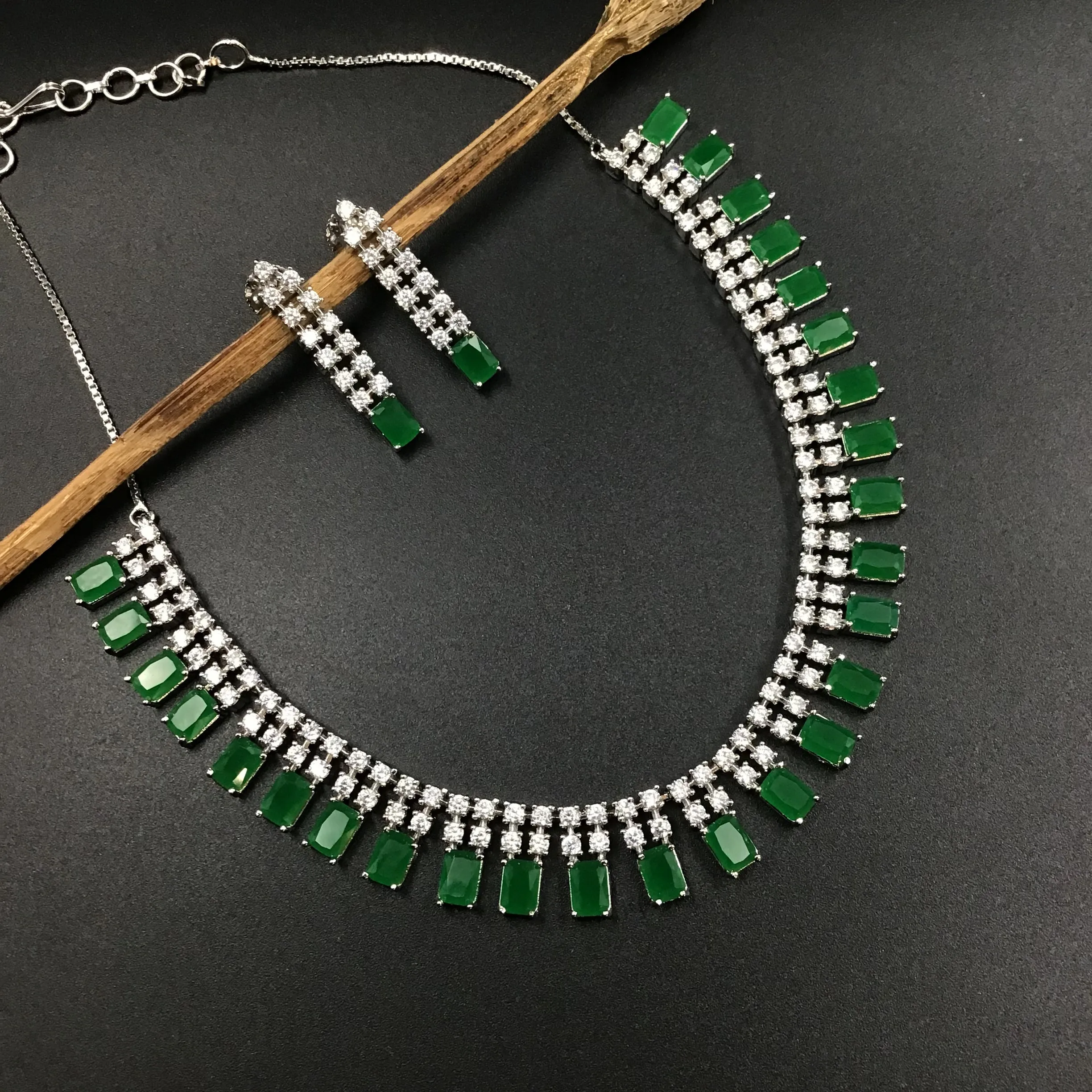 Round Neck Zircon/AD Necklace Set 3152-11