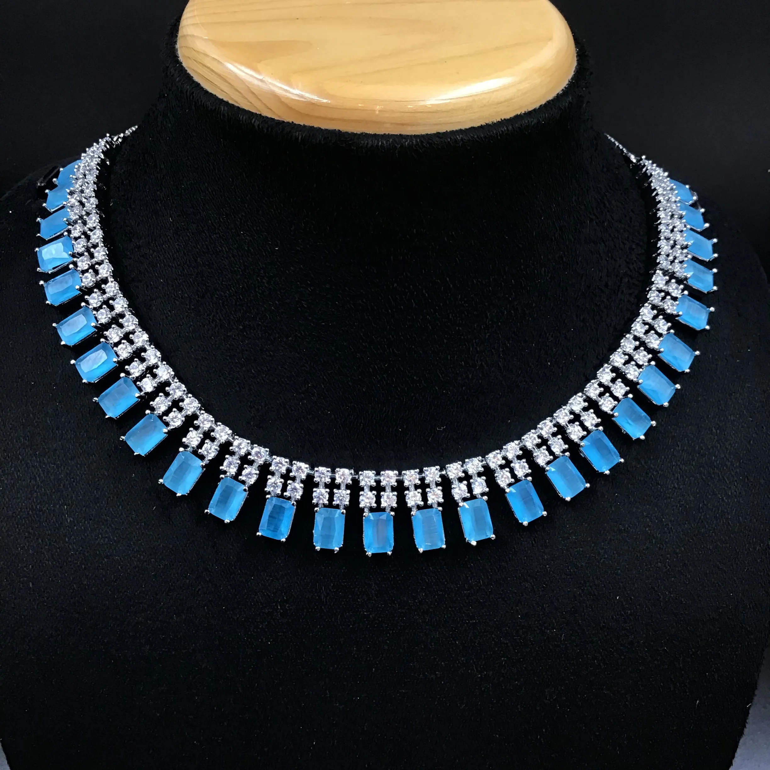Round Neck Zircon/AD Necklace Set 3152-11
