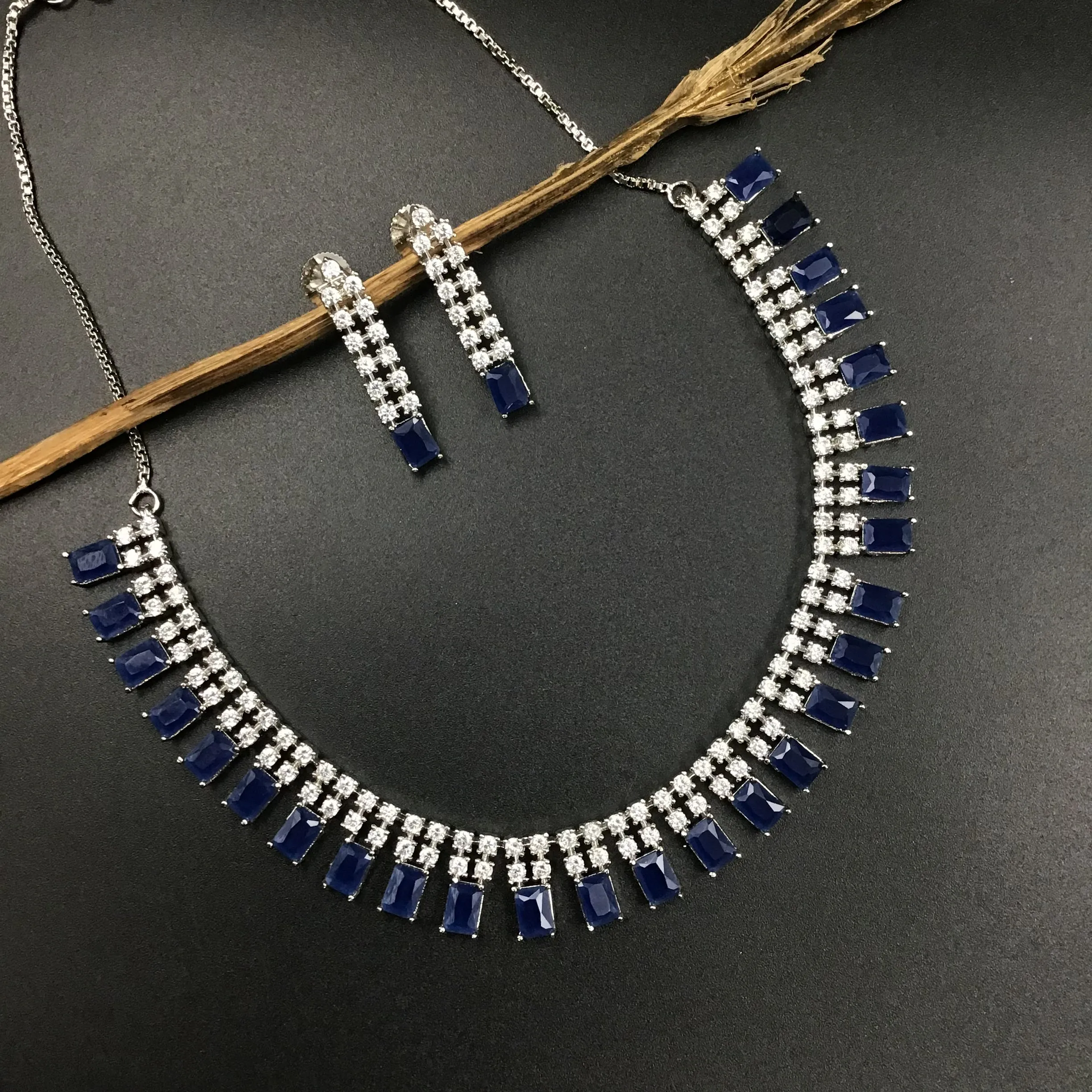 Round Neck Zircon/AD Necklace Set 3152-11