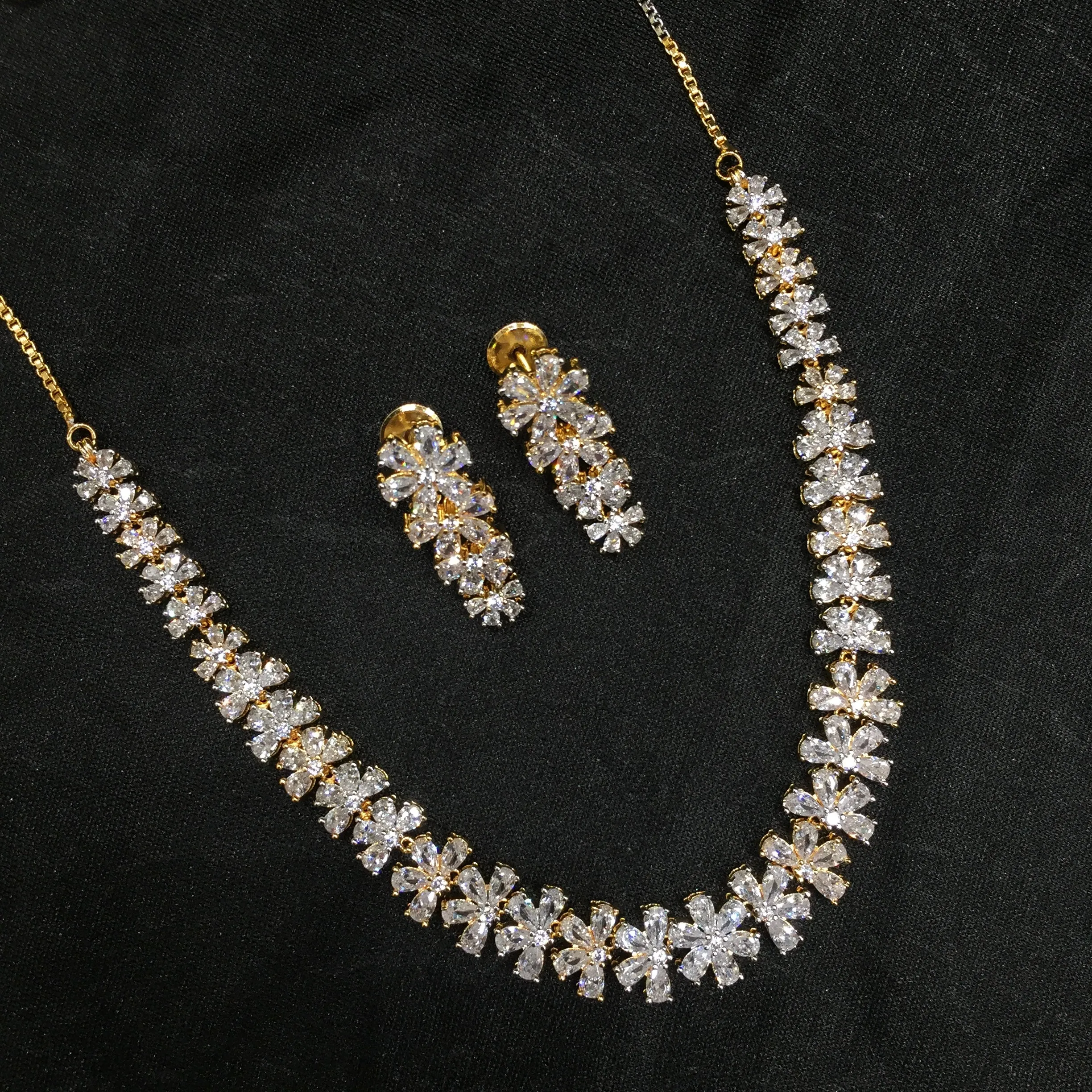 Round Neck Zircon/AD Necklace Set 6029-08