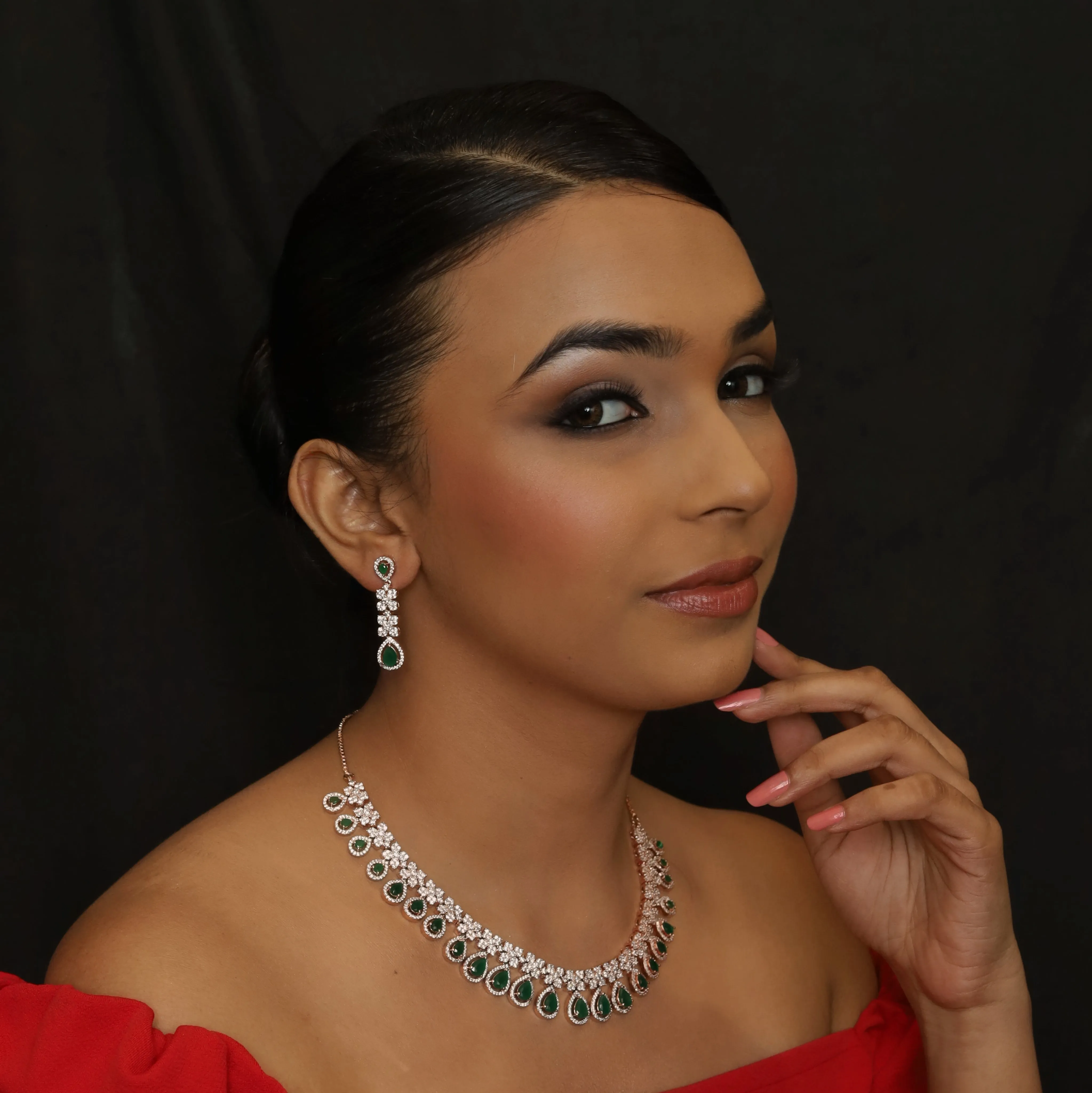 Round Neck Zircon/AD Necklace Set 6036-08